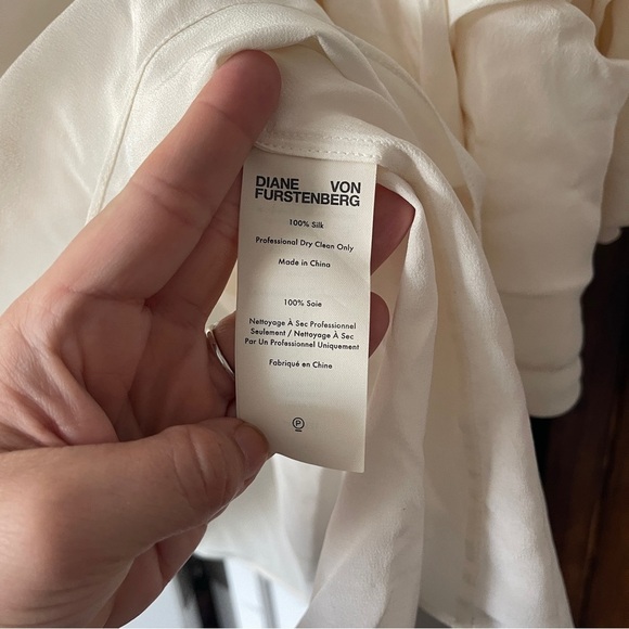 Diane Von Furstenburg Ivory Georganne Top Silk Blouse Off the Shoulder - Picture 6 of 6
